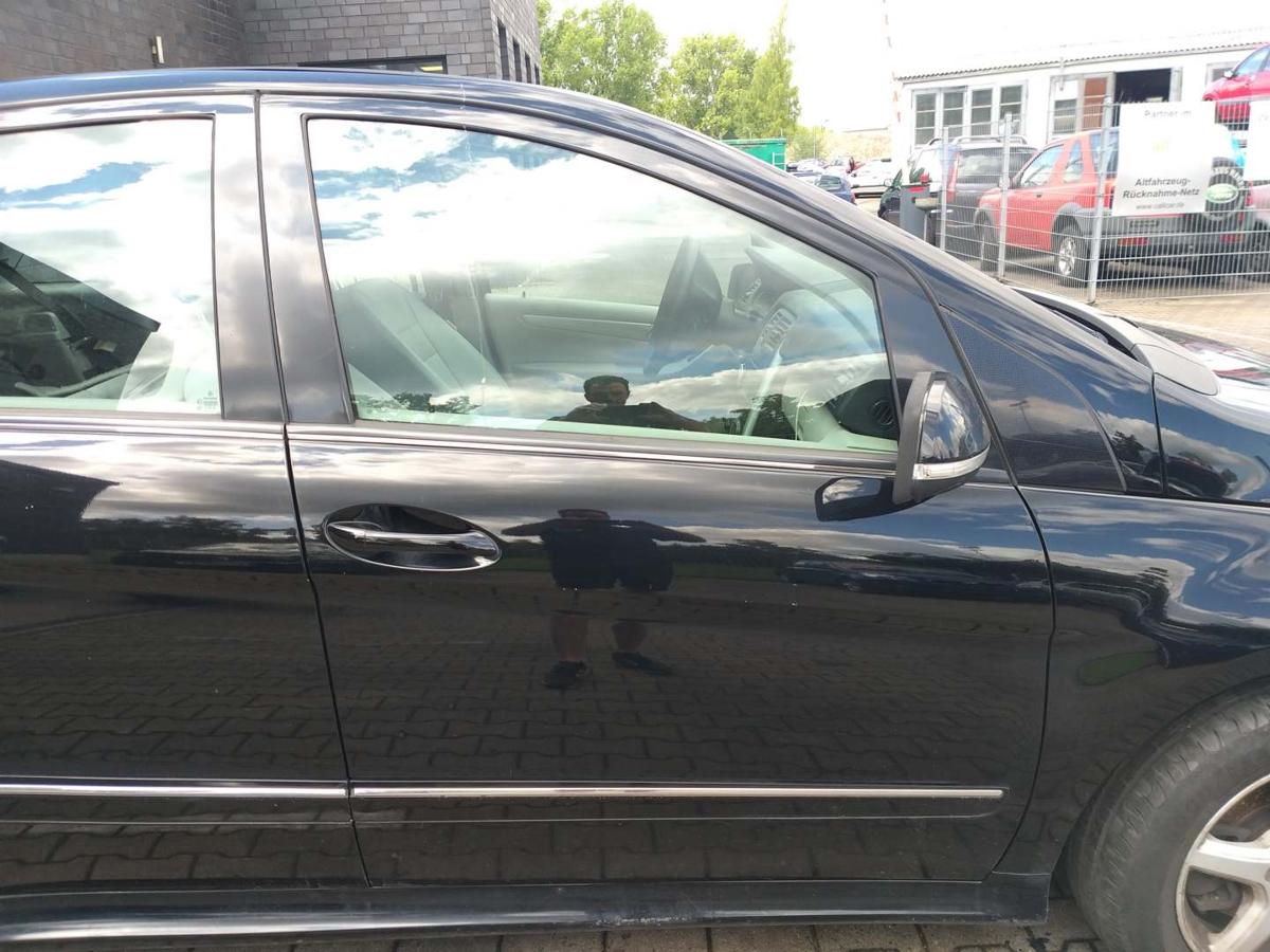 Mercedes B Klasse W245 original Tür vorn rechts 696 Nachtschwarz Rohbau Bj.2009